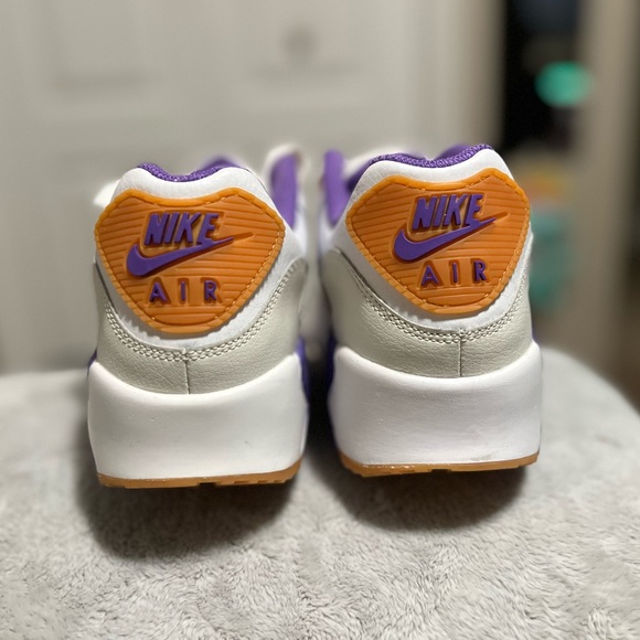 Nike Air Max 90 White/Grape - Picture 4 of 7